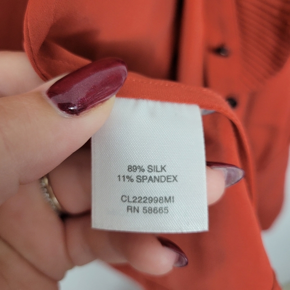 Small Classiques Entier Rust Burnt Orange Ruffle Silk Stretch Blouse *Flawed* - Picture 2 of 7